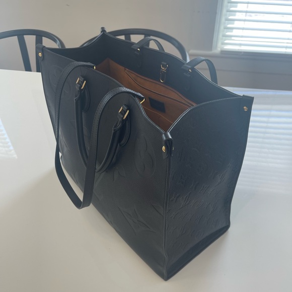 Louis Vuitton ONTHEGO GM Black Leather - Picture 3 of 10